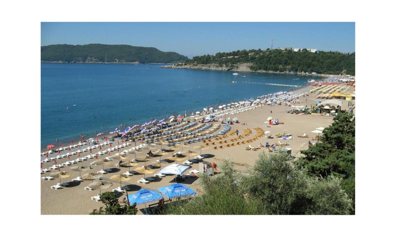 Montelux Apartments Budva Exterior photo
