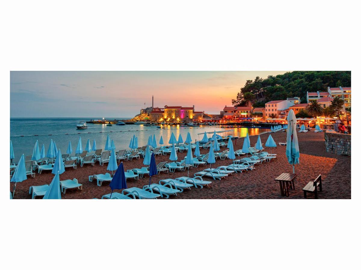Montelux Apartments Budva Exterior photo