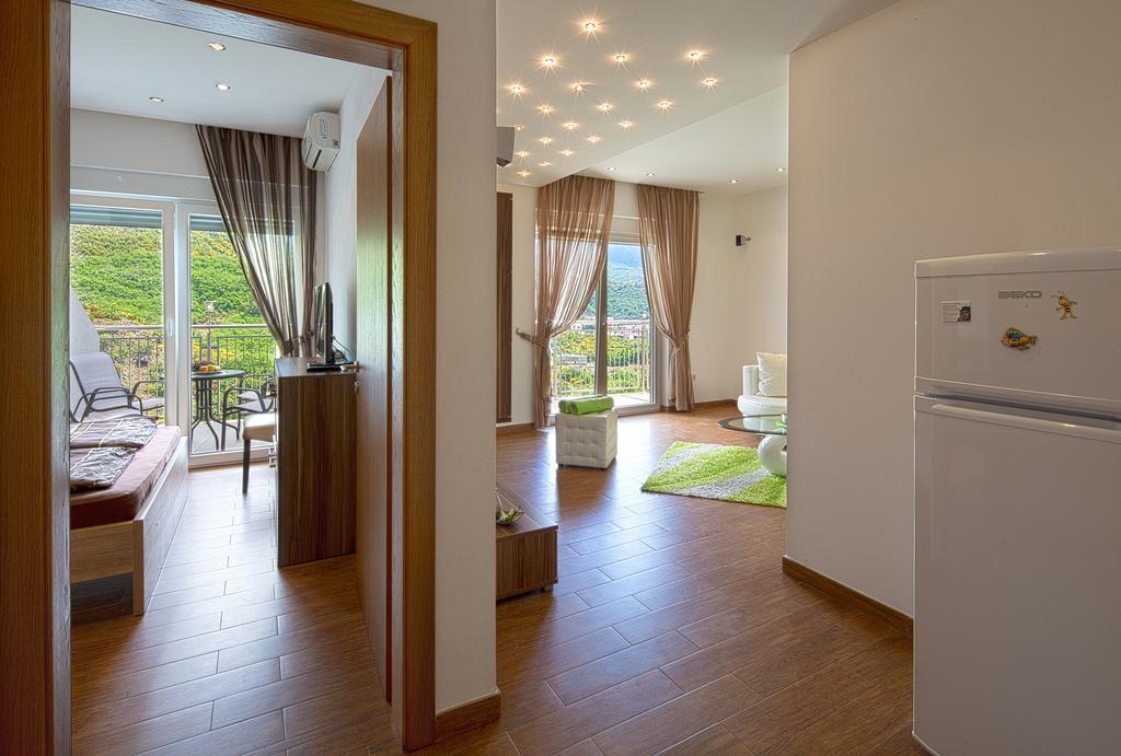 Montelux Apartments Budva Room photo