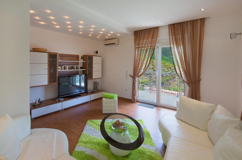 Montelux Apartments Budva Room photo