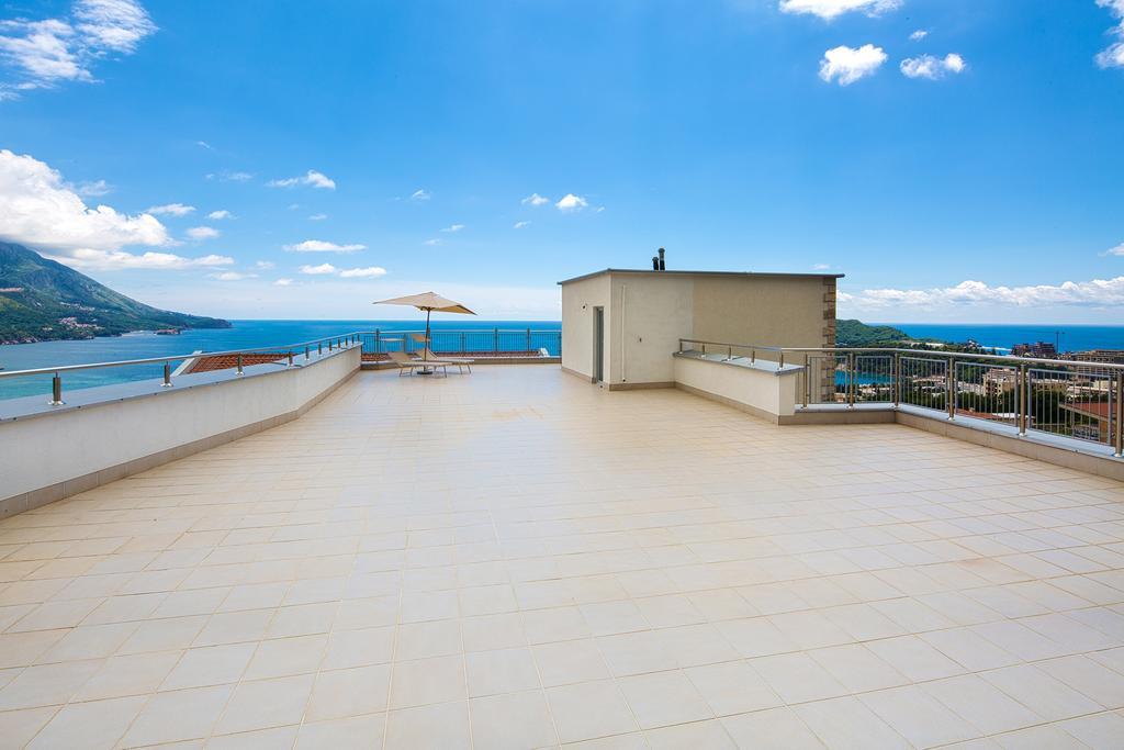 Montelux Apartments Budva Room photo