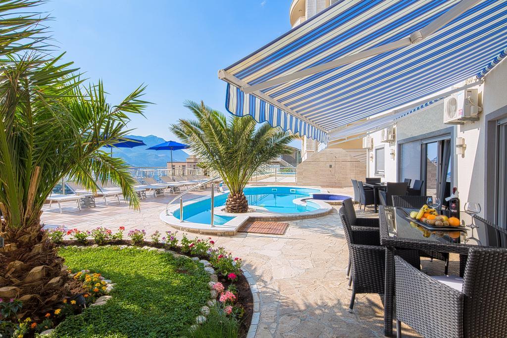 Montelux Apartments Budva Exterior photo