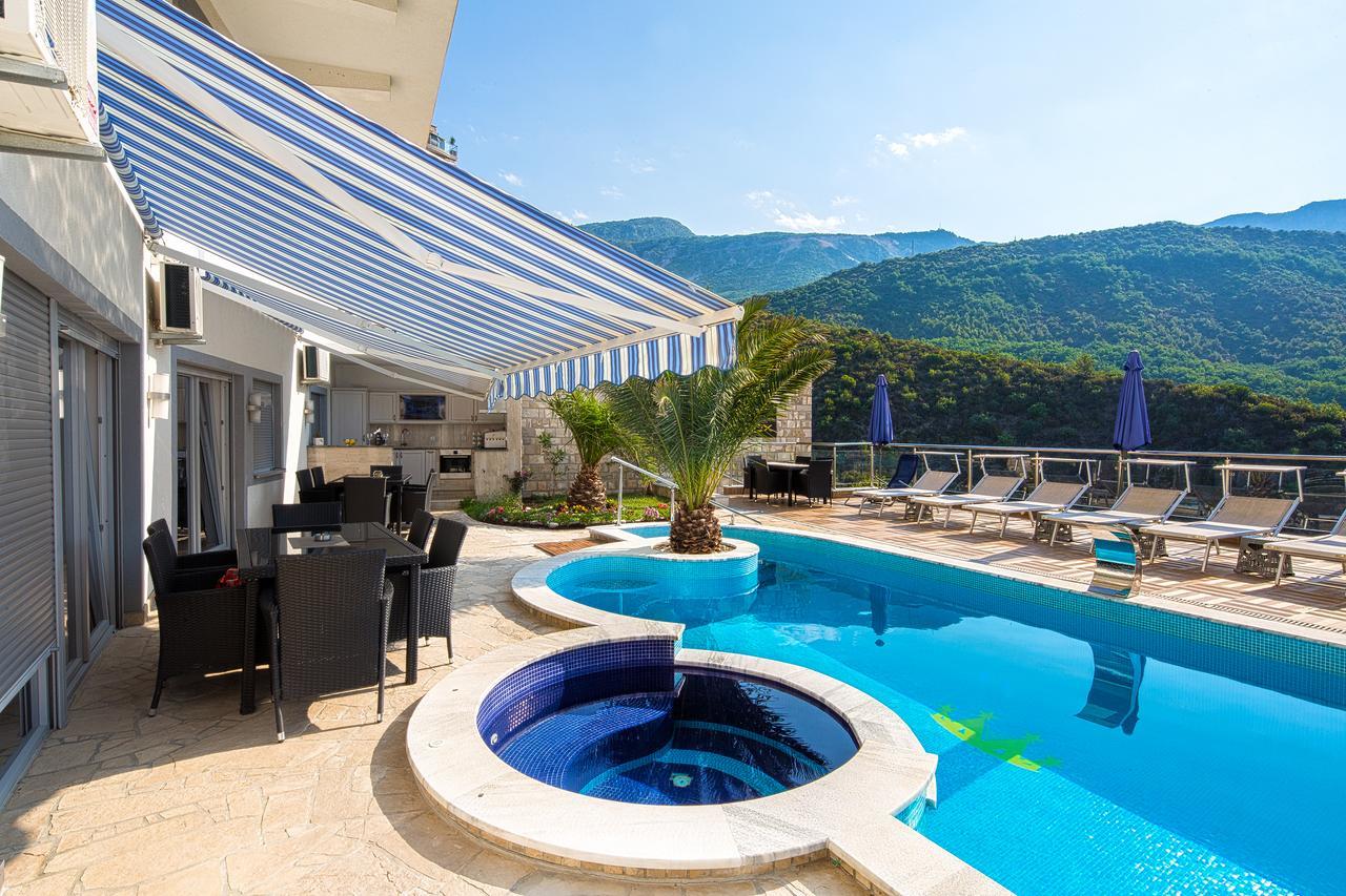 Montelux Apartments Budva Exterior photo